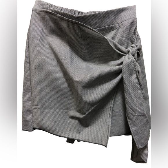 Free People Movement Side Tie Skort size S - Picture 3 of 6